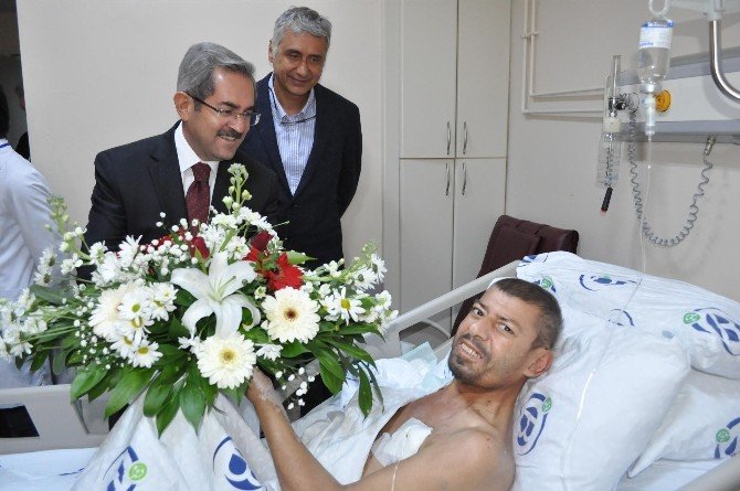 Ünüvar Diyarbakır’dan Getirilen Kanser Hastasını Ziyaret Etti