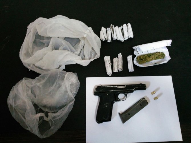 Sokakta uyuşturucu satan 27 ‘torbacı’ tutuklandı