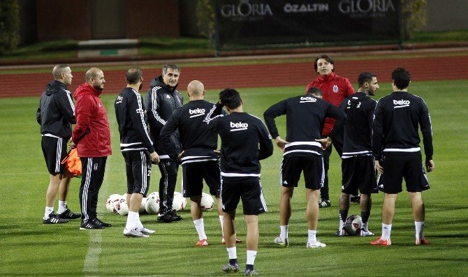 Beşiktaş, Devre Arası Hazırlıklarını Sürdürdü
