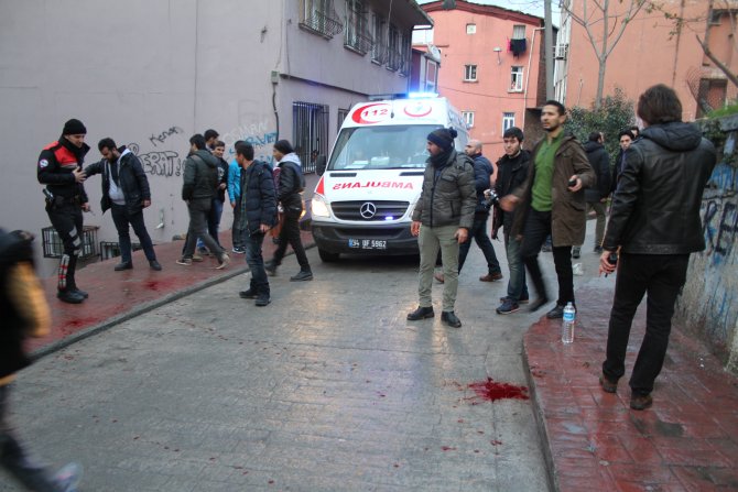 Beyoğlu'nda silahlı saldırı: 1 polis yaralı