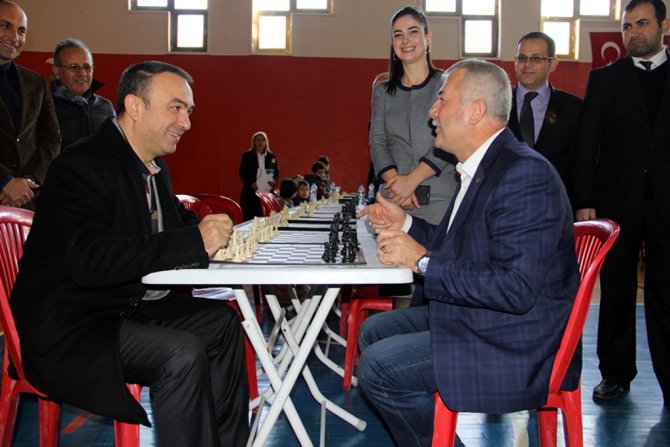Dörtyol’un kurtuluşu etkinliklerinde satranç turnuvası düzenlendi