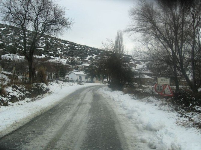 Burdur’da 81 Köy Yolunda, Karla Mücadele