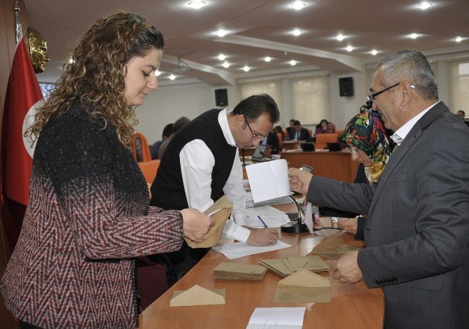 Karaman’da 2016 Yılının İlk Belediye Meclisi Toplandı