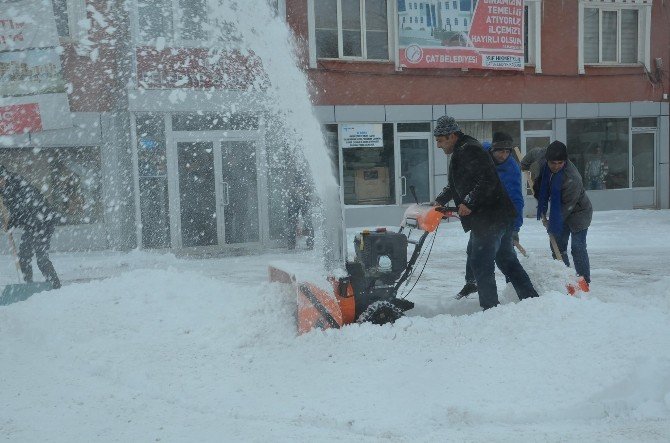 Çat Belediyesi’nin Karla Mücadele Çalışmaları