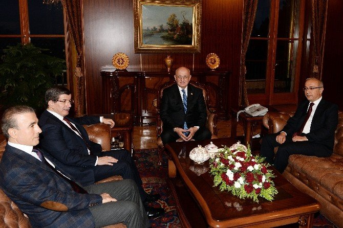 Meclis Başkanı Kahraman Başbakan Davutoğlu’nu Kabul Etti