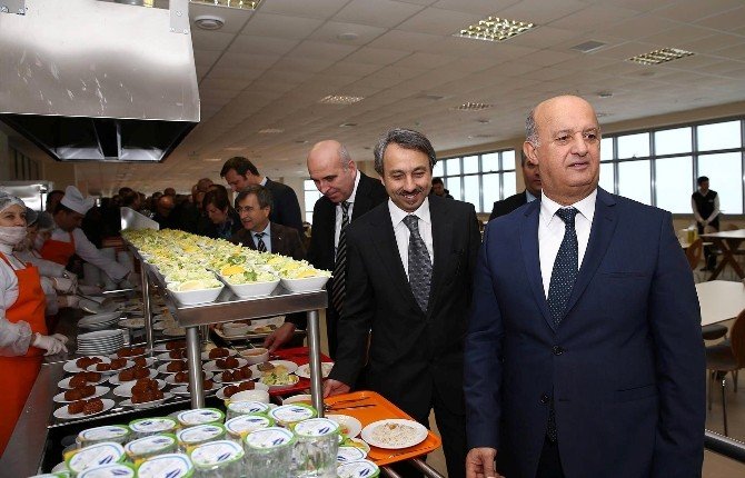 Trakya Üniversitesi’nde ’Bolcaana’ Yemekhanesi Açıldı