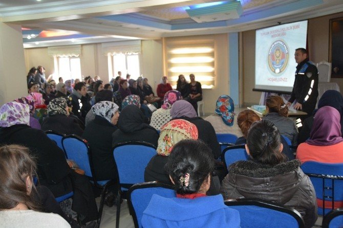 Ardahan’da Bayanlara Yönelik Sohbet Ve Konferans Programı