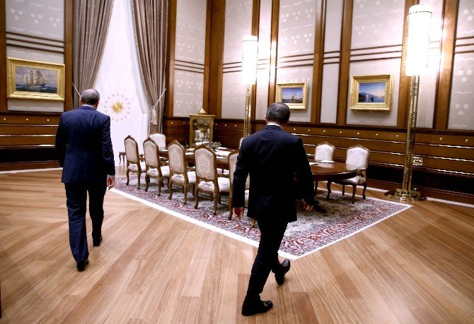 Başbakan Davutoğlu Beştepe’de