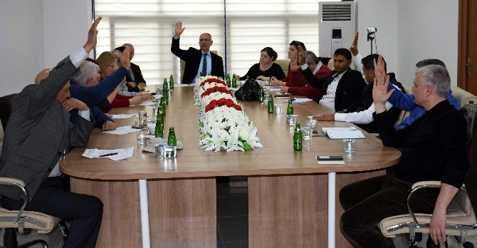 İncirliova Belediye Meclisi Yılın İlk Toplantısını Yaptı
