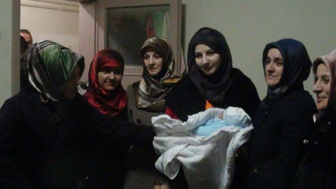 Iraklı Ailenin Erdoğan Ve Davutoğlu Sevgisi
