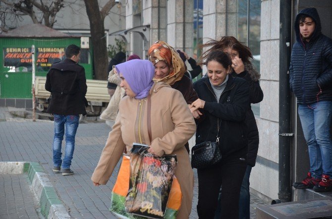 Bursa’da Lodos Hayatı Olumsuz Etkilemeye Devam Ediyor