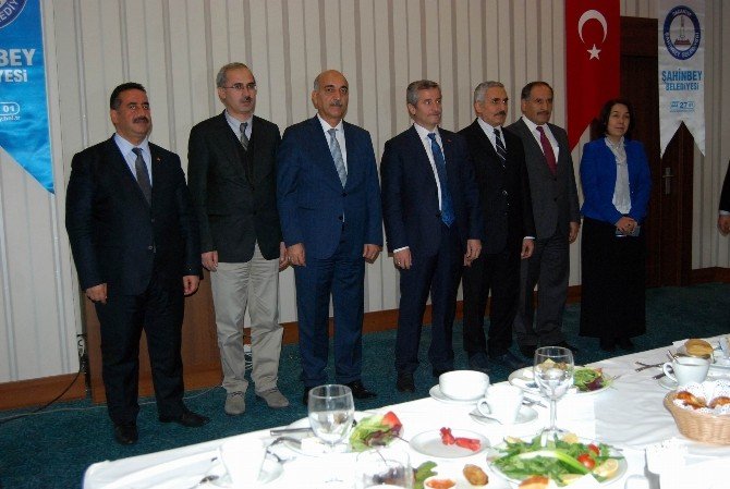 Şahinbey Belediye Başkanı Mehmet Tahmazoğlu 2015 Yılını Değerlendirdi