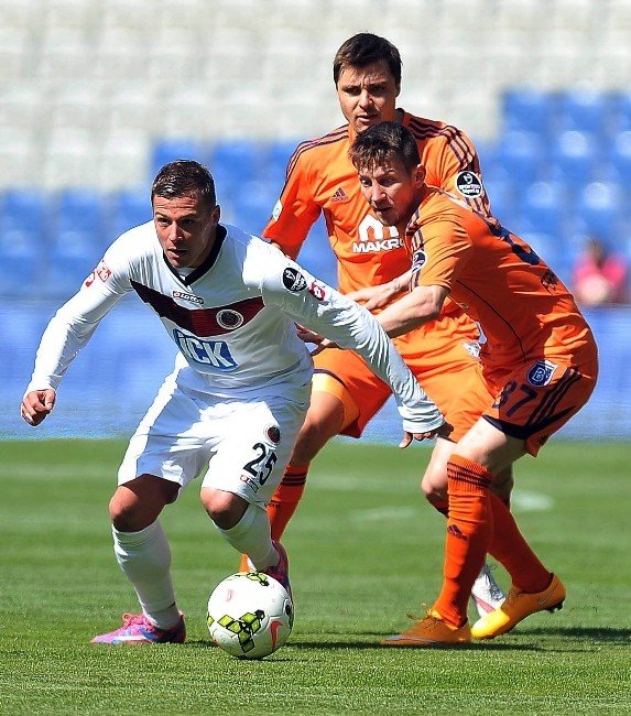 Alima Yeni Malatyaspor Transferde İki Oyuncuyla Anlaşmaya Vardı