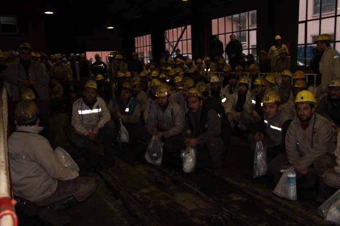 Maden Faciasında Ölen 8 İşçi Dualarla Anıldı
