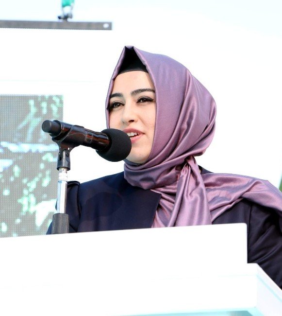 AK Partili Sena Nur Çelik, Trafik Kazası Geçirdi