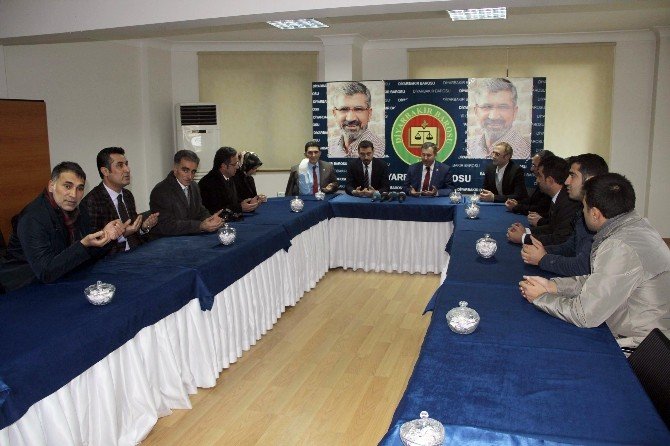 AK Partili Özdağ, Diyarbakır Barosu’nu Ziyaret Etti