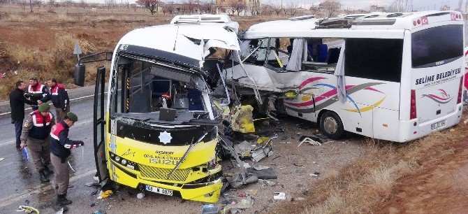 Aksaray’da Kaza: 2 Ölü, 11 Yaralı