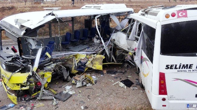 Aksaray’da Kaza: 2 Ölü, 11 Yaralı