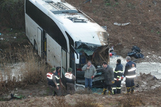 Mültecileri Taşıyan Otobüs Kazasında Ölü Sayısı 6’ya Yükseldi
