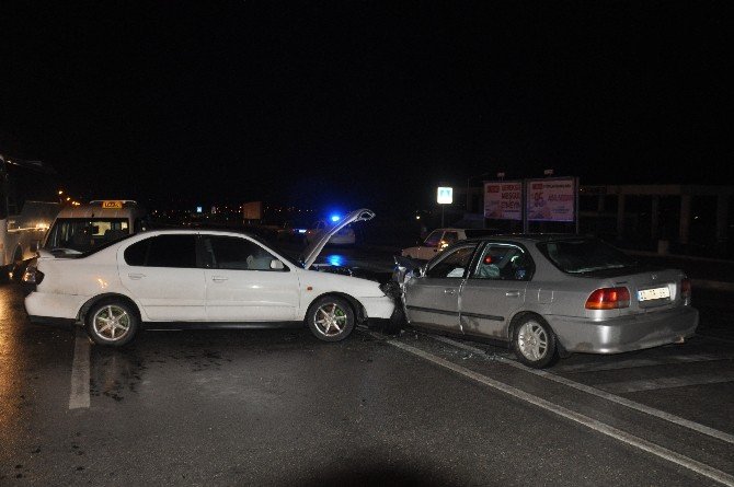 Karaman’da Zincirleme Trafik Kazası: 3 Yaralı