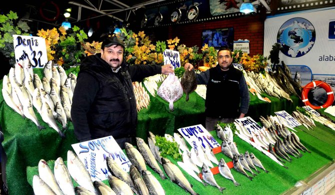 Havalar soğudu; tezgahlardaki balık çeşitleri ve satışları arttı