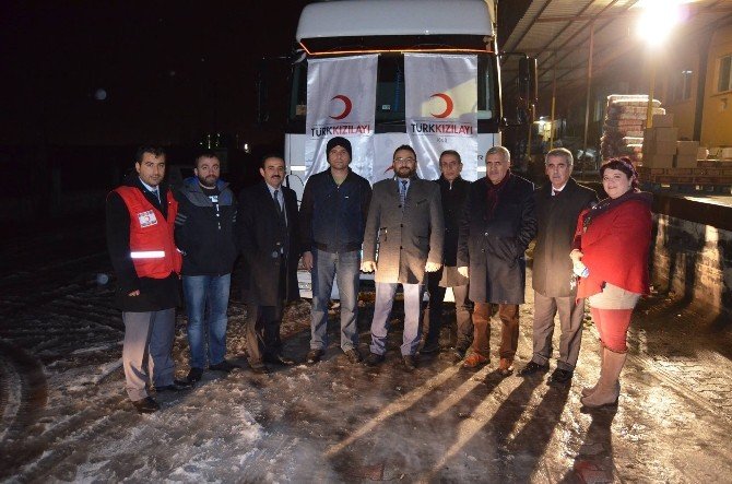 Suriyeli Türkmenlere Yardım Tır’ı