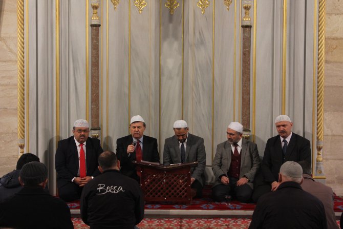 Özdemir Sabancı'ya vefatının 20. yılında mevlit okutuldu