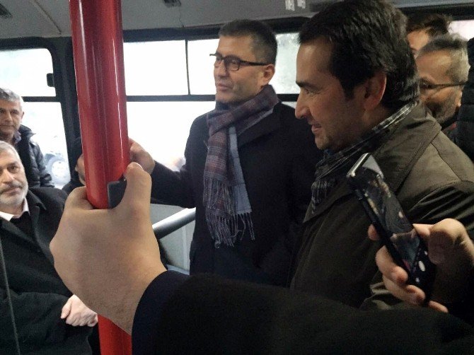 Başkan Türkmen Otobüsle Seyahat Etti