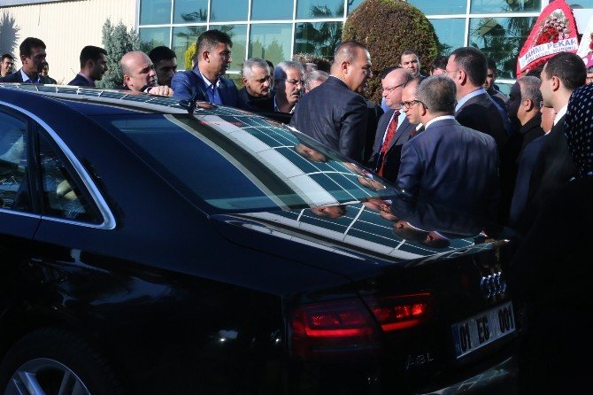 Başkan Sözlü’nün Koruması Tabancasını Otomobilde Unuttu
