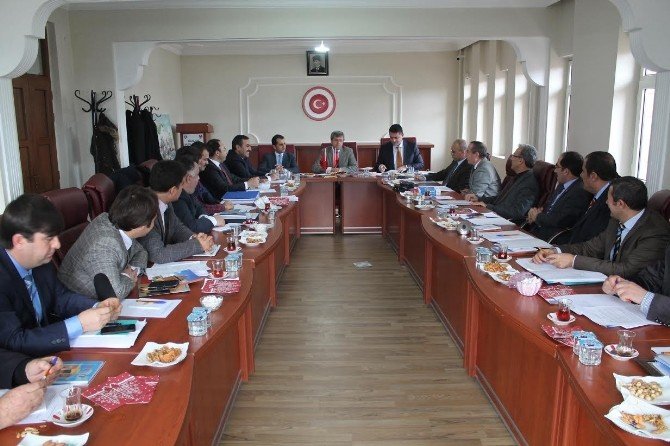 Ahlat’ta Ahıska Türkleriyle İlgili Geniş Katılımlı Bir Toplantı Yapıldı