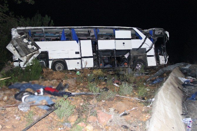 Mülteci Otobüsü Kazasında Yaralı Sayısı 42’ye Ulaştı