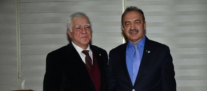 Bursaspor Başkan Adayları Listelerini Teslim Etti