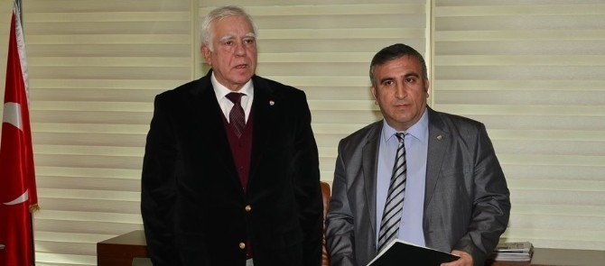 Bursaspor Başkan Adayları Listelerini Teslim Etti