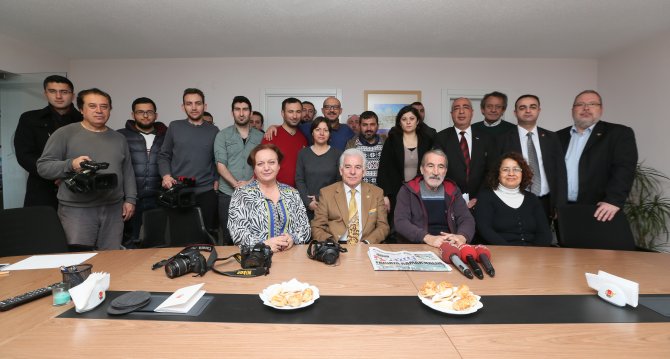 İzmir Gazeteciler Cemiyeti Başkanı Dikmen: Sözün bittiği yerdeyiz