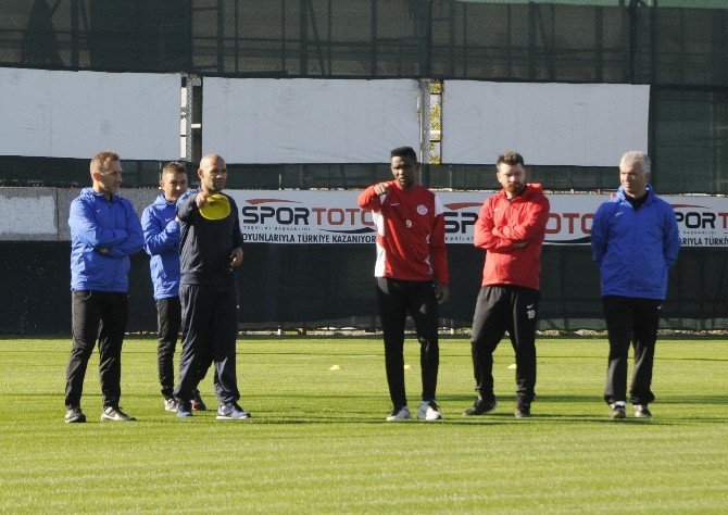 Antalyaspor’da Morais İlk Antrenmanına Çıktı