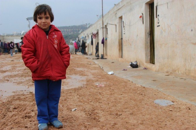 Kamplardaki Suriyelilerin Soğukla Mücadelesi