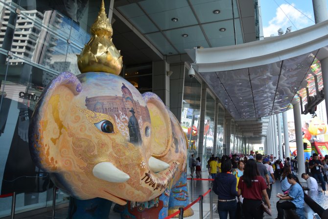 Tayland’da Ulusal Çocuk Bayramı renkli görüntülerle kutlanıyor