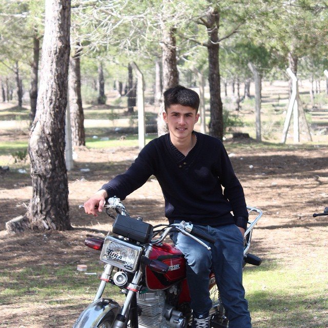 Motosiklet kazasında bir genç hayatını kaybetti, ikisi yaralandı