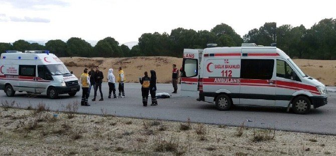 Manavgat’ta Motosikletler Çarpıştı: 1 Ölü, 2 Yaralı