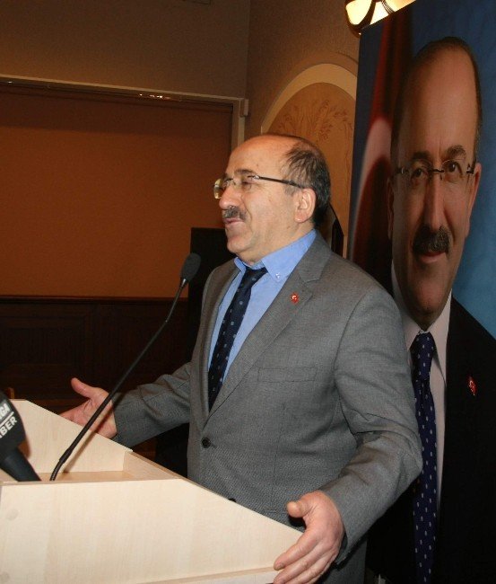 Başkan Gümrükçüoğlu Gazetecileri Ağırladı