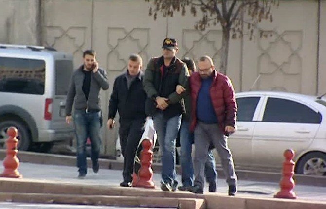 Ankara’daki ’Adres Sorma Sapığı’ Yakalandı