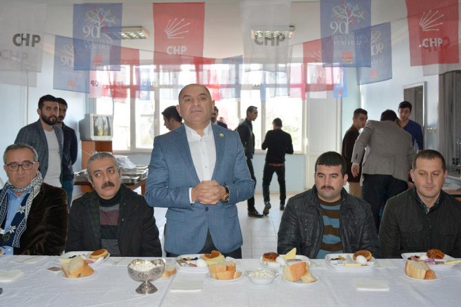 Milletvekili Tarhan: Size tutuklu gazetecilerin selamını getirdim