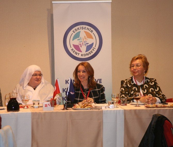 Kadın Meclisi Okul Öncesi Eğitim Projesi Toplantılarını Sürdürüyor