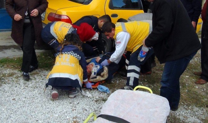 Ereğli’de Trafik Kazası: Dört Yaralı