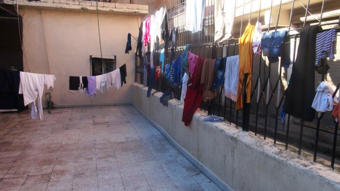Cizre’de 20 nüfuslu 3 aile 5 gündür camide kalıyor