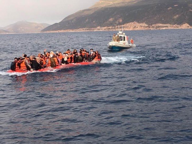 Antalya’da 62 Mülteci Yakalandı