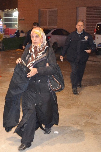 “Eve Neden Geç Geldin” Diyen Suriyeli Kocasını Bıçakladı