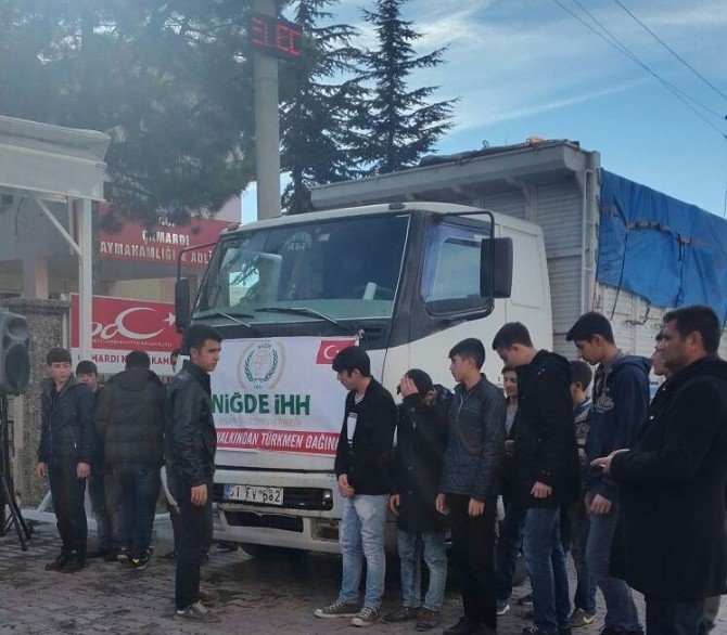 Çamardı’dan Türkmenlere 2 Tır Yardım Gitti