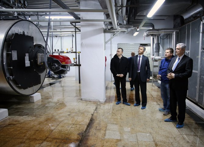 Çukurova Üniversitesi Özdemir Sabancı Kapalı Yüzme Havuzu yenilendi