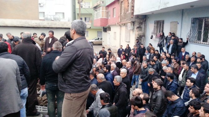 Cizre'de vurularak öldürülen sağlık çalışanı, 11 gün sonra toprağa verildi